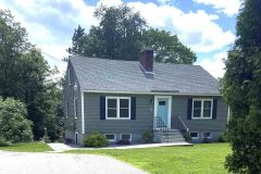 68-Piscataqua-Rd-front-with-driveway